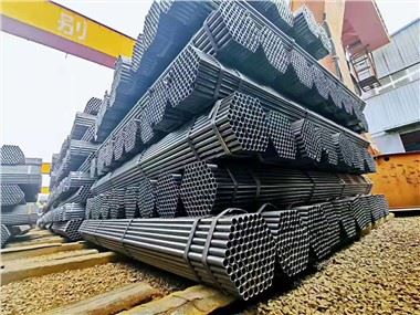 हल्के कार्बन स्टील ईआरडब्ल्यू वेल्डेड ब्लैक स्टील गोल पाइप